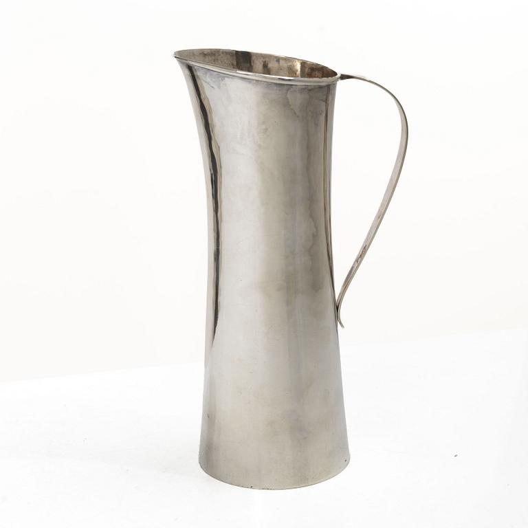 Jug, sterling silver, Stockholm, 1982.