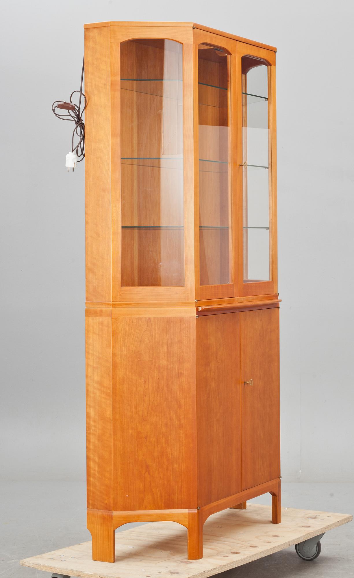 VITRINSKÅP, "Undantaget", Carl Malmsten.