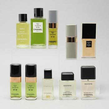 CHANEL, factices, ten perfumebottles.