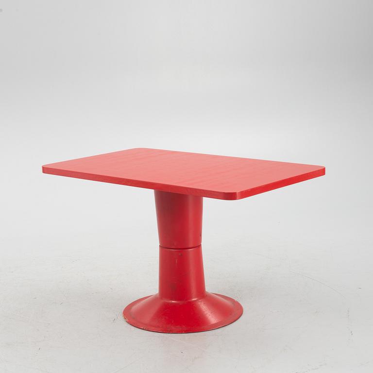 Yrjö Kukkapuro, a 'Saturnus' table, Haimi, Finland, 1970's.