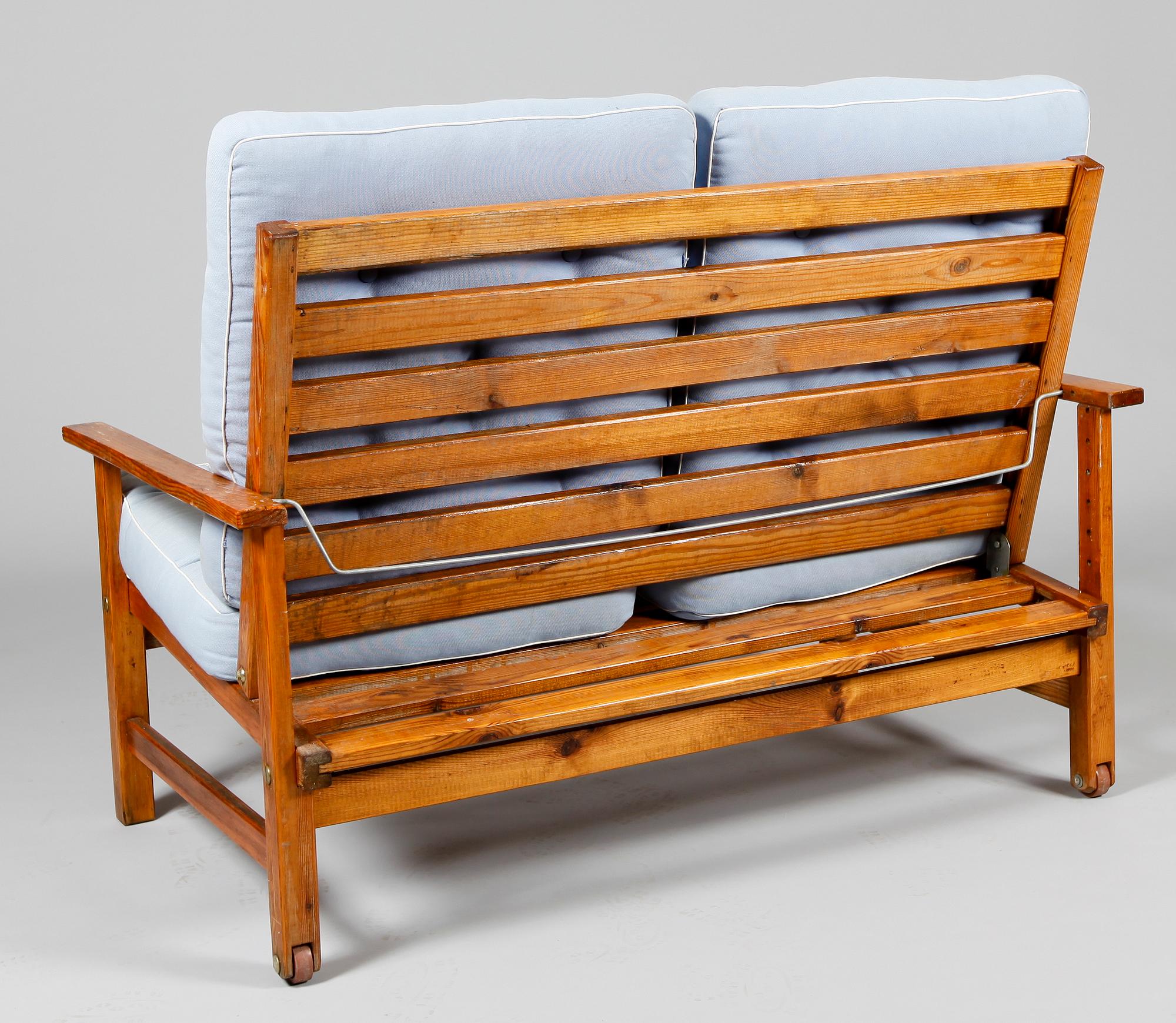 TRÄDGÅRDSSOFFA, Fri Form.