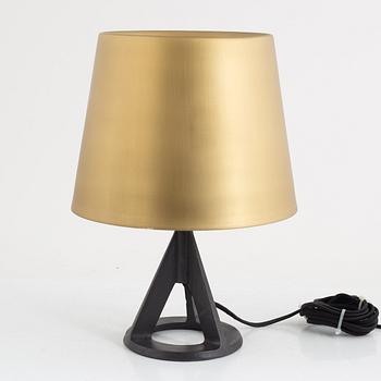 Tom Dixon, bordslampa, "Base", samtida.