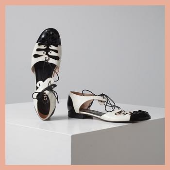 SKOR, Chanel, storlek 38,5.