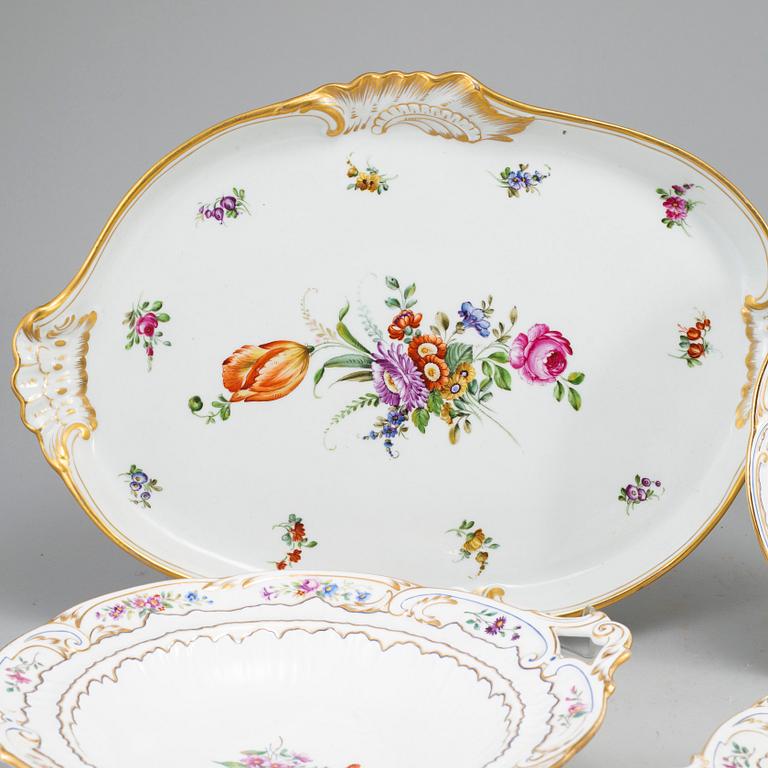 A part Rörstrand service, late 19th/early 20th century (24 pieces).