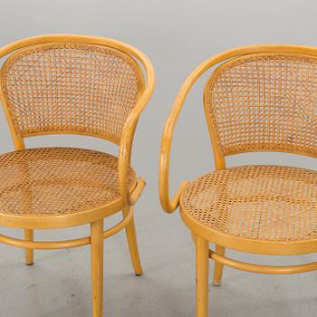 KARMSTOLAR, ett par, 1900-talets andra hälft.