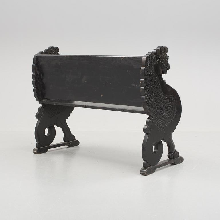 BÄNK, fornnordisk stil, sent 1800-tal.