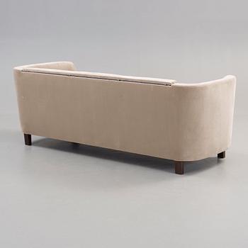 Erik Chambert, a sofa, Chamberts Möbelfabrik, Norrköping, Sweden 1930's.