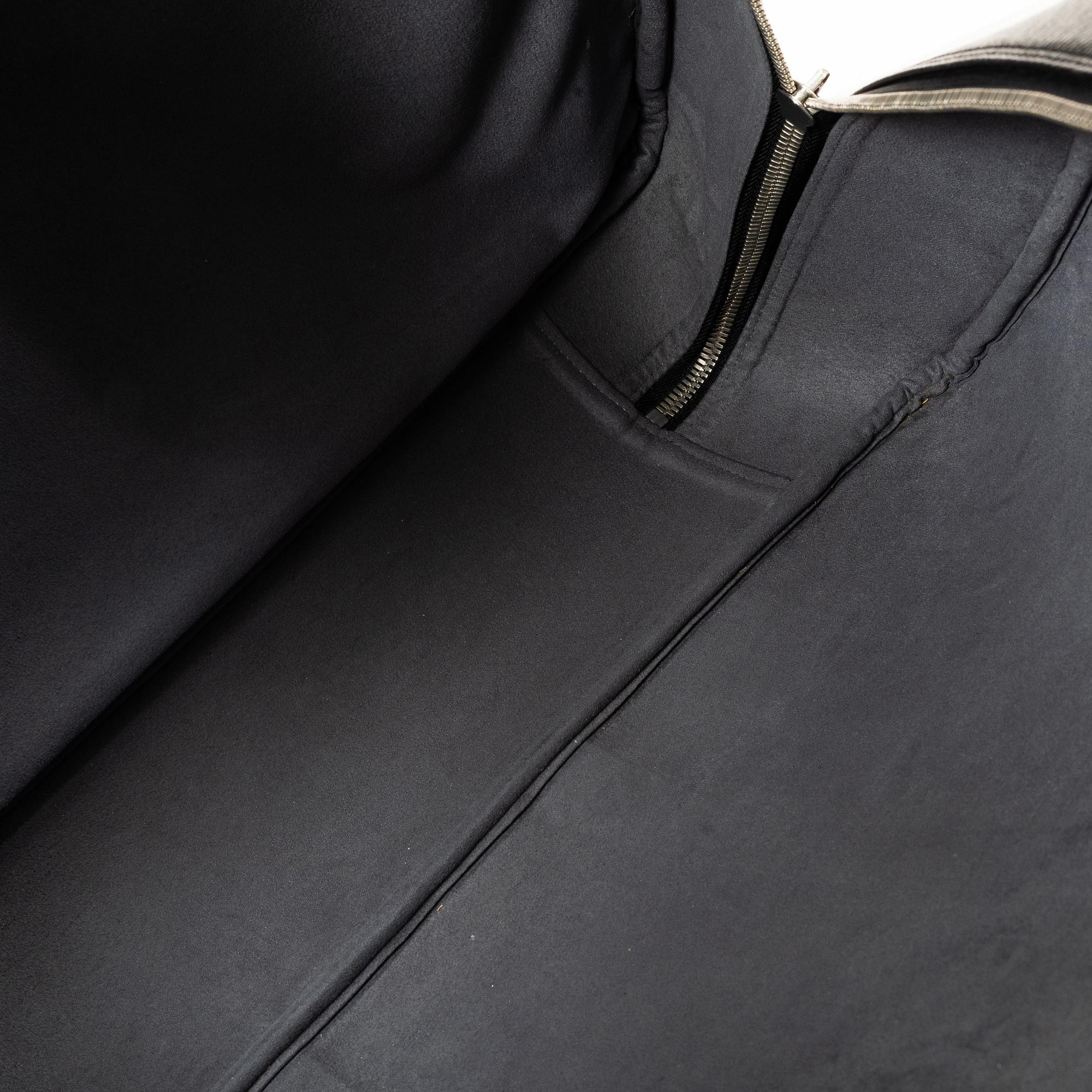 Louis Vuitton, Weekend bag, "Helanga", 2001.