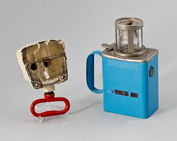 SPÅRVAGNSBÖSSA samt NÖDBROMS, metall, 1900-talets mitt.