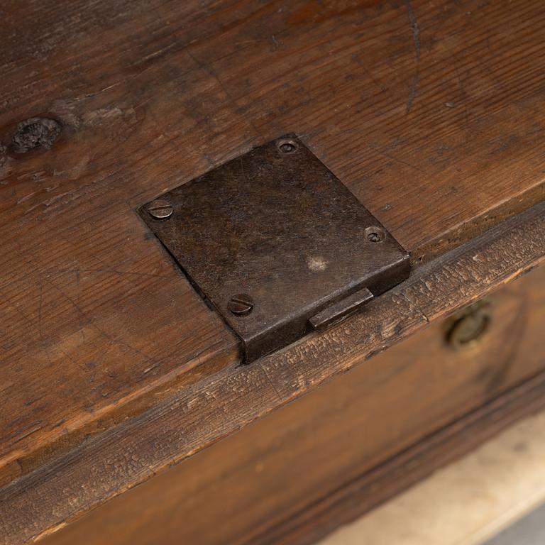 A writing cabinet, 18th Century.