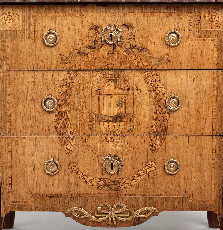 A Gustavian 18th century commode in the manner of Johan Wilhelm Metzmacher (master in Stockholm 1769-1783).