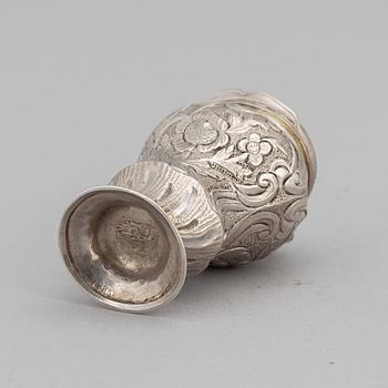 A Swedish 18th century parcel-gilt silver snuff box, mark possibly Olof Collander (Falkenberg 1761-1794).