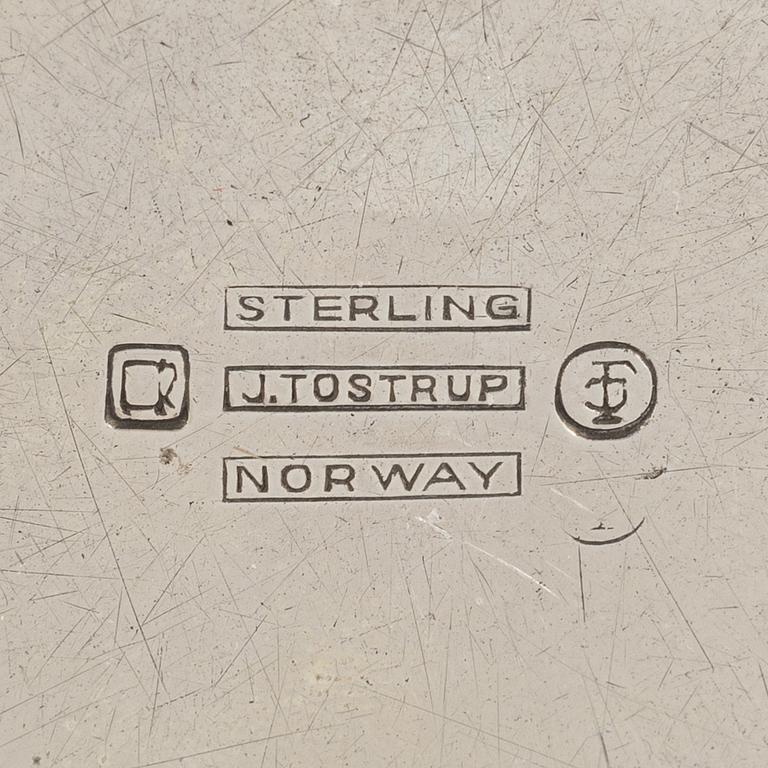 Grete Prytz-Kittelsen, fat, silver och emalj, J Tostrup, Olso, Norge omkring 1950.