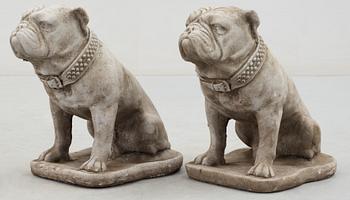 TRÄDGÅRDSSKULPTURER, ett par, gjutmassa, 2000-tal.