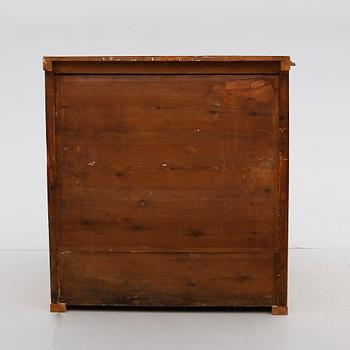 CHIFFONJÉ, 1800-talets andra hälft.