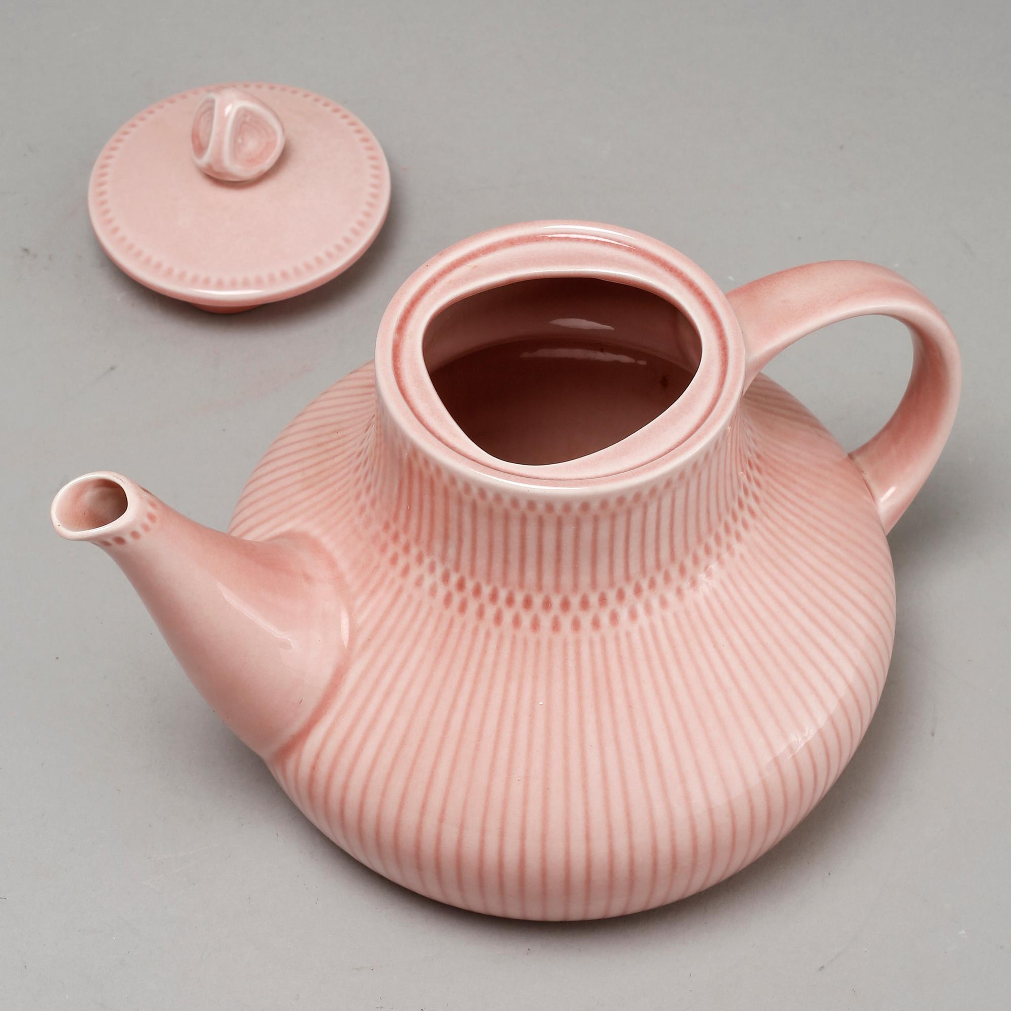 TESERVIS, 31 delar, porslin, "Rosmarin", Rörstrand, Hertha Bengtsson, Rörstrand, 1900-talets tredje kvartal.