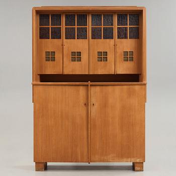 Alfred Grenander, an Art Nouveau oak cabinet, Germany ca 1909.