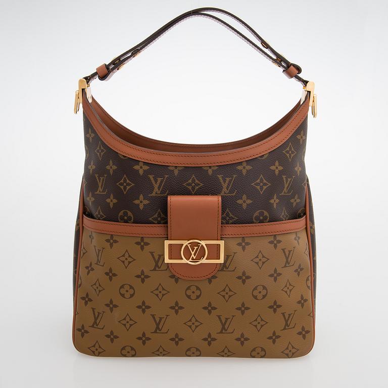 Louis Vuitton, A Monogram 'Hobo Dauphine MM' Bag.