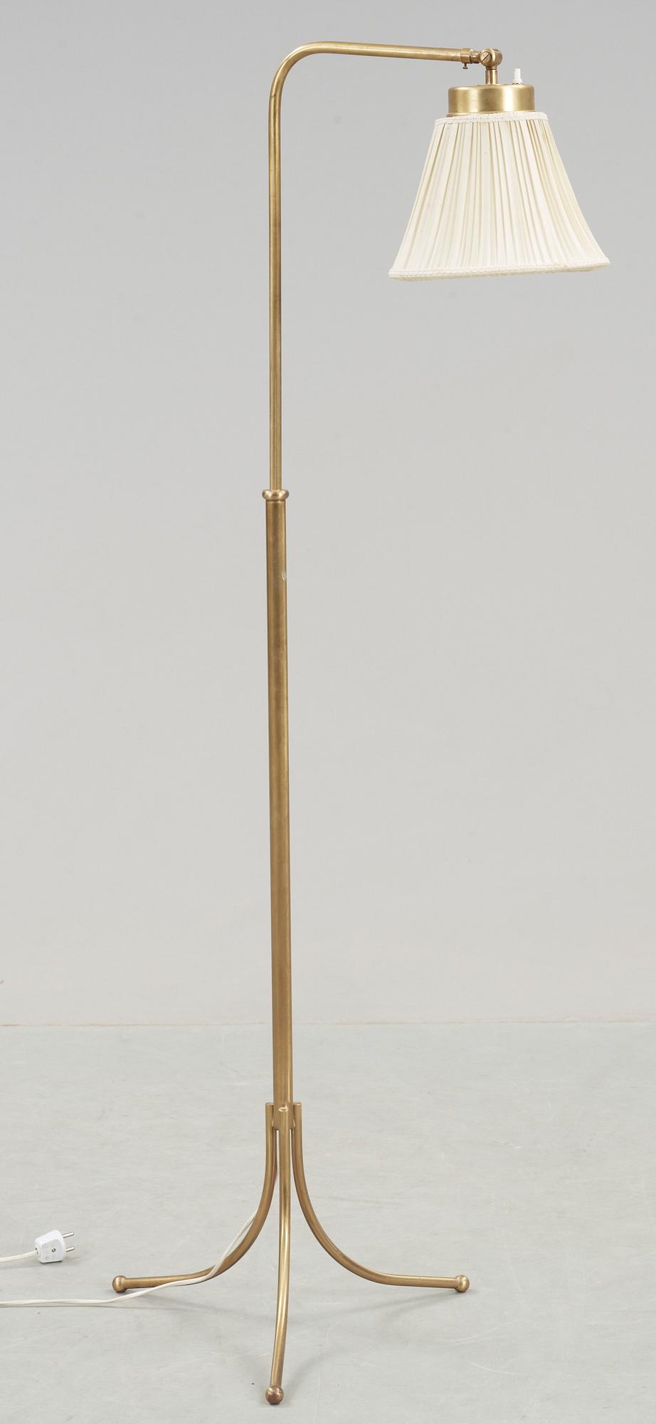 GOLVLAMPA, mässing, design Josef Frank, Firma Svenskt Tenn, modell 1842.