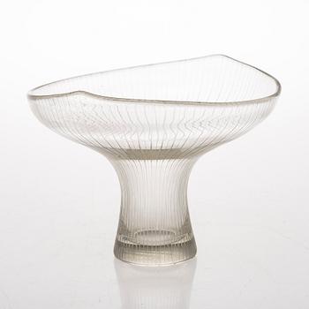 A TAPIO WIRKKALA GLASS VASE, signed Tapio Wirkkala Iittala -58.