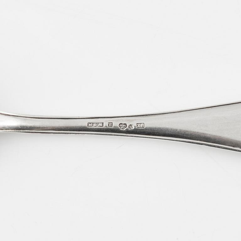 Skedar,  12 st, silver, bla av Johan Jacob Ulfsberg,  Nyköping 1813.