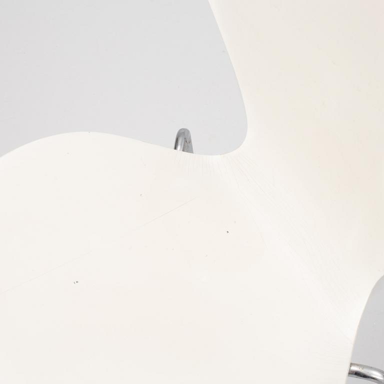 Arne Jacobsen, Stolar, 4 st, "Sjuan", Fritz Hansen, Danmark.