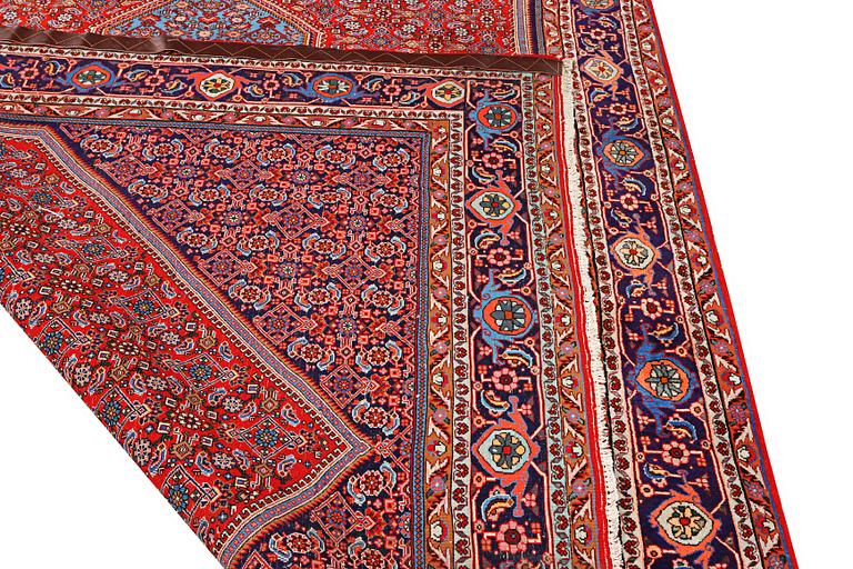 Matta, Bidjar, ca 360 x 230 cm.