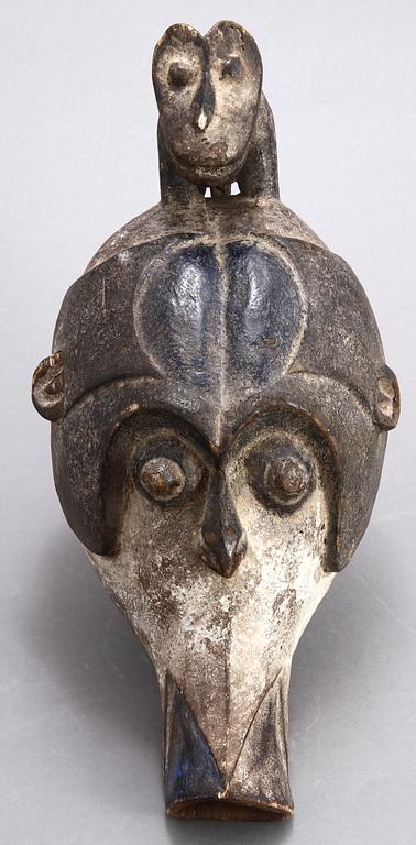 MASK, Afrika, 1900-tal.