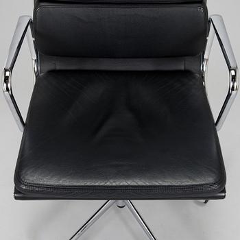 Charles & Ray Eames, A 21st Century "Soft Pad Chair EA 219, high backrest" office chair, Vitra.