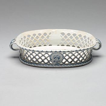 GALLERKORG, fajans. Rörstrand, 1761.