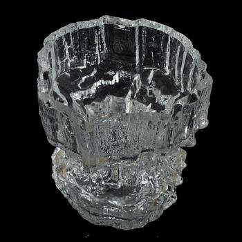 Tapio Wirkkala, a 'Gerania' glass vase, model 3431, Iittala, Finland.