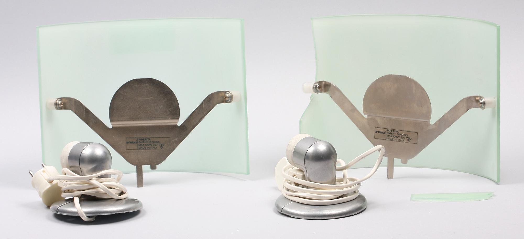 VÄGGARMATURER, ett par, "Pipertia", Arteluce, Italien.