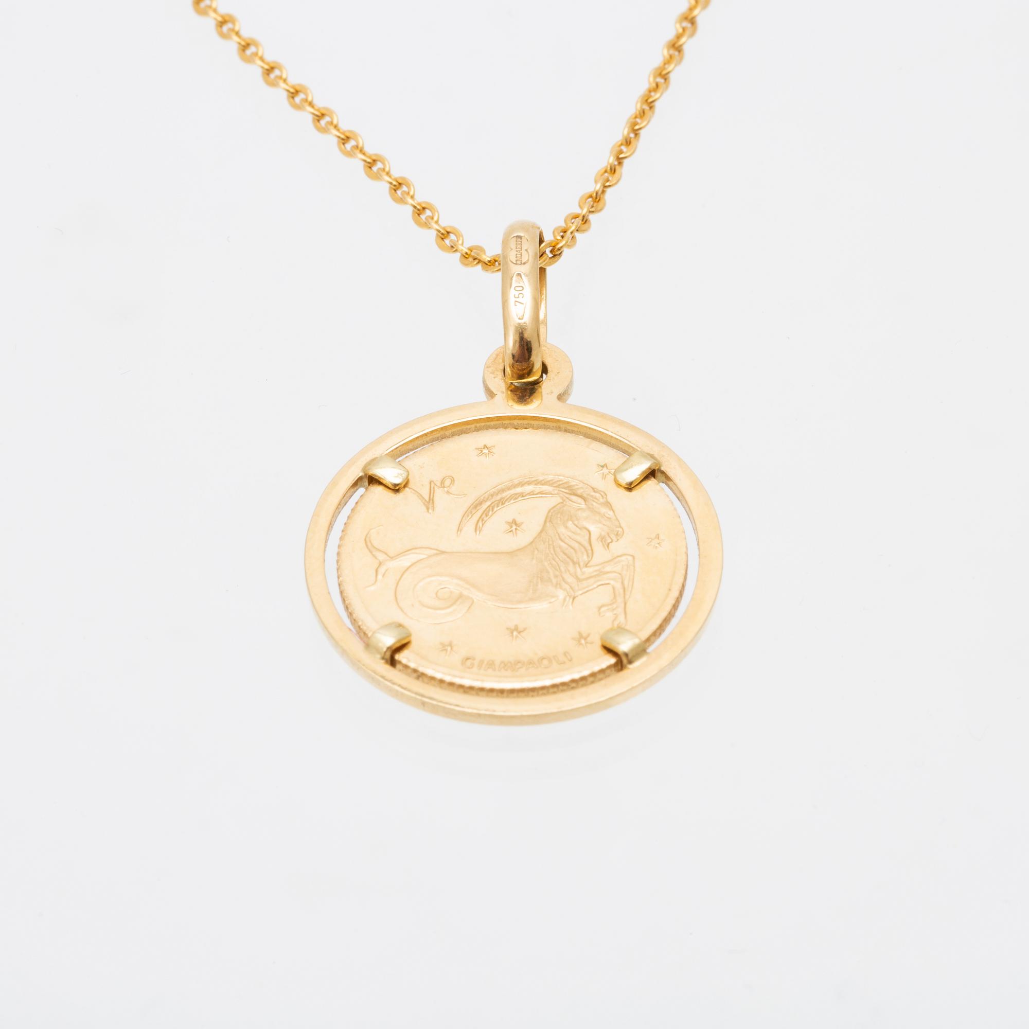 An 18K gold necklace.