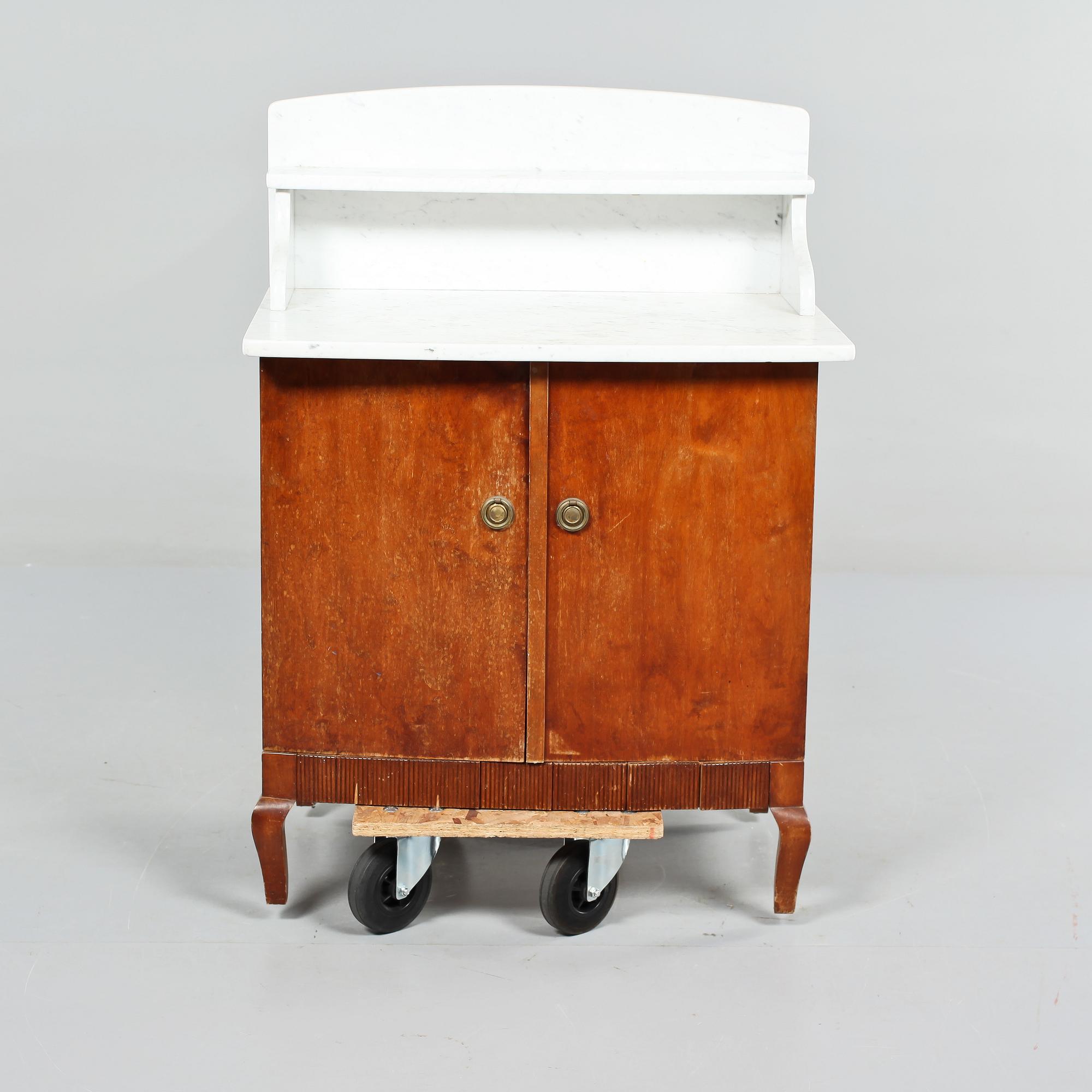 KOMMOD, Sverige, 1900-talets första kvartal.