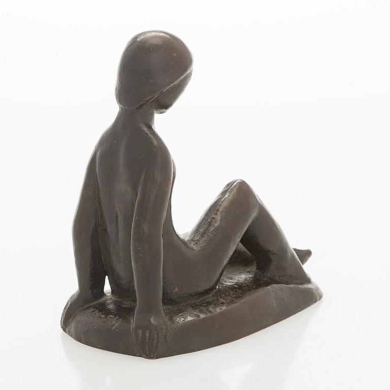 Kai Noramies, Istuva nainen.