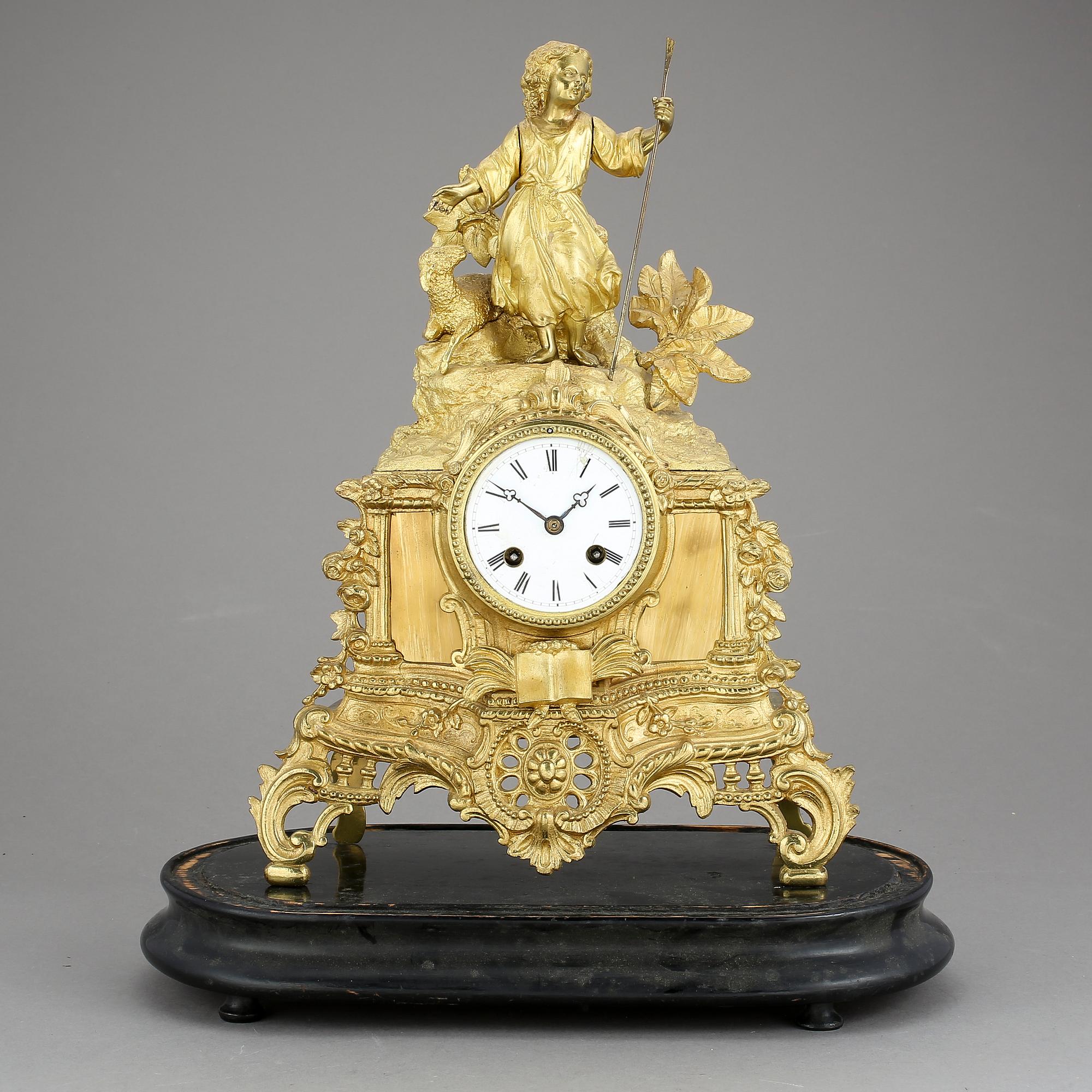 BORDSPENDYL, nyrokoko, 1800-tal.