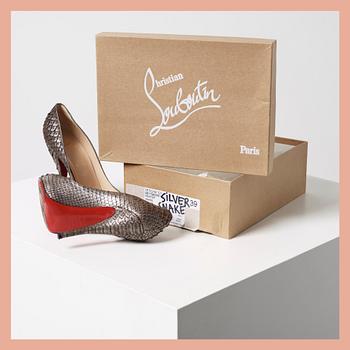 PUMPS, Christian Louboutin, storlek 39.