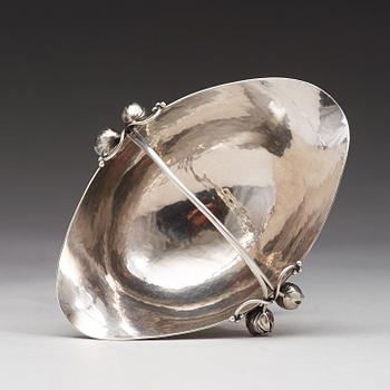 Georg Jensen, skål, Köpenhamn 1919-1927, sterling, design nr 235B.