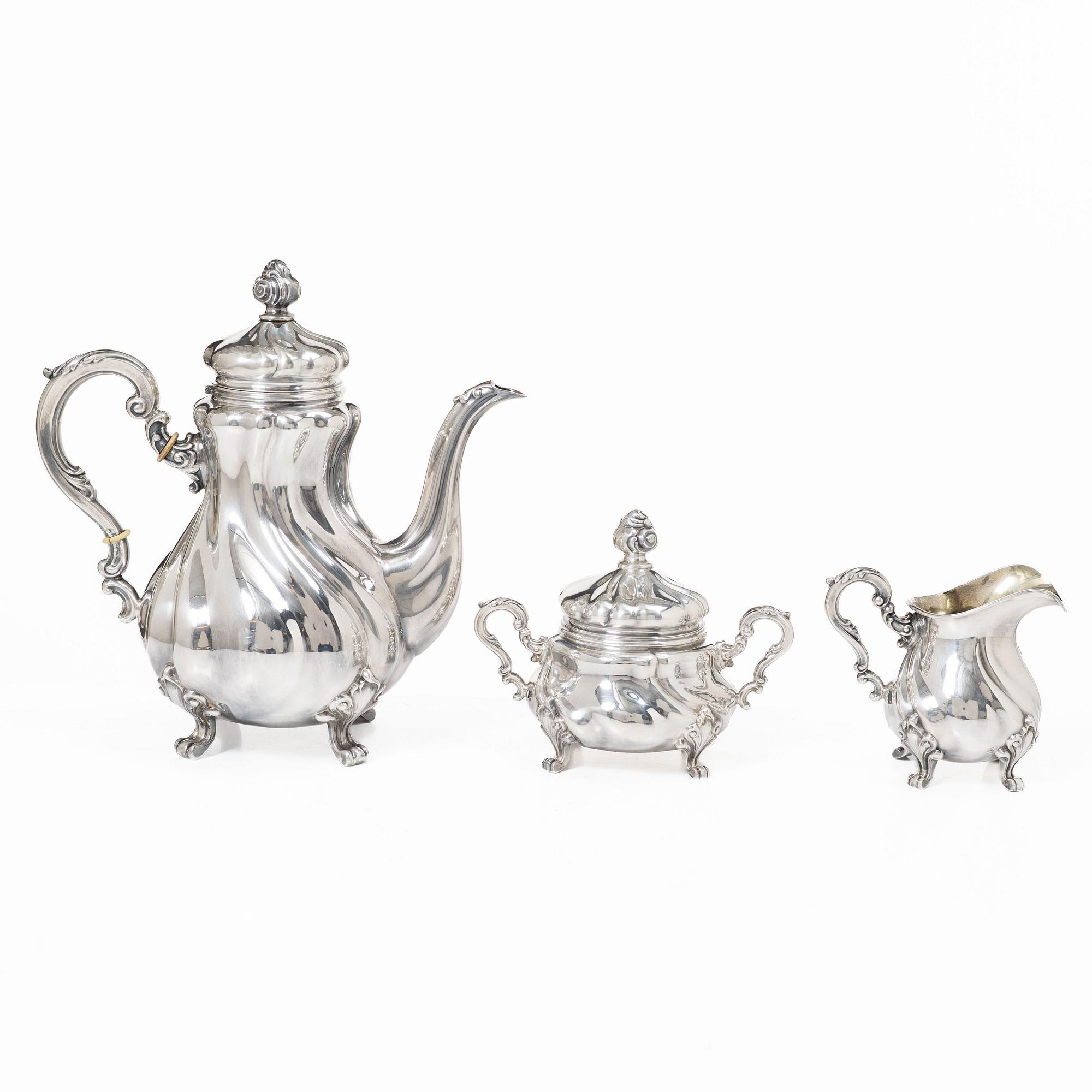 Kaffeservis, 3 delar, silver, rokokostil, Norsk Filigransfabrikk, Oslo, samt med svensk importstämpel 1942.