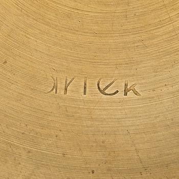 Maija Heikinheimo, A set of two brass jars manufacturer Valaistustyö for Artek, mid-20th century.