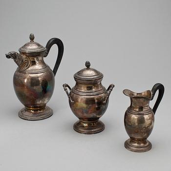 KAFFESERVIS, 3 delar. Silver. Maison Eschwege, Paris (verksam från 1946), Frankrike. Tot vikt ca 1380 g.