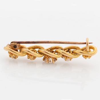 Brosch 18K guld med gammal- och rosenslipade diamanter samt pärlor.