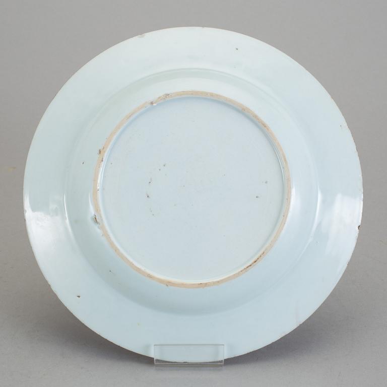 TALLRIK, porslin, Qingdynastin, Qianlong (1736-95).