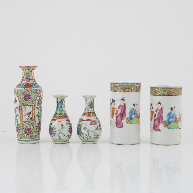 Vaser 5 st, porslin, Kanton, kina, 1800-tal.