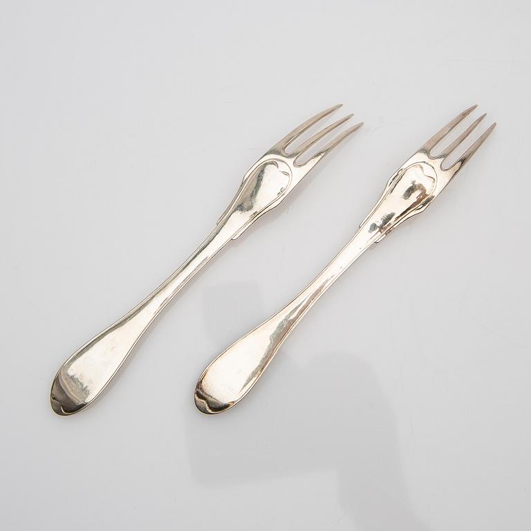 Dessert forks, 6 pcs, silver, possibly early 19th century.