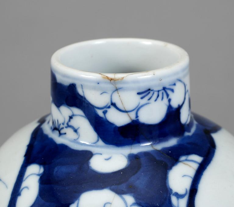 VAS, porslin, Kangxi-stil, Kina, 1900-tal.