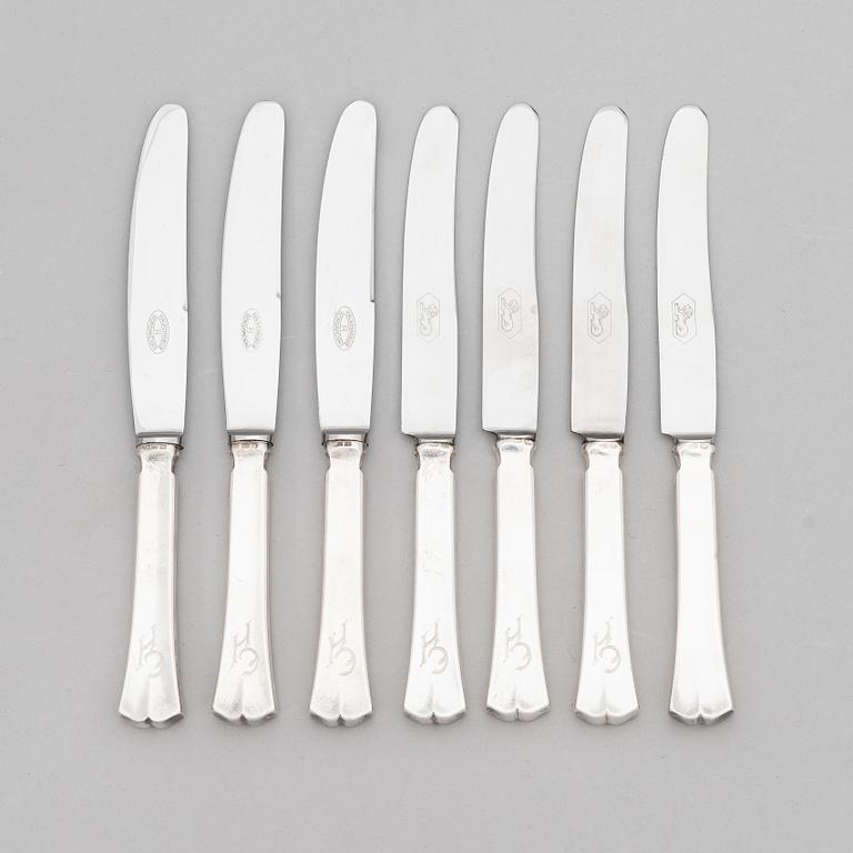 A 39-piece set of 'Jousi' (Bow) silver cutlery, Kultakeskus, Hämeeninna 1953-1966.
