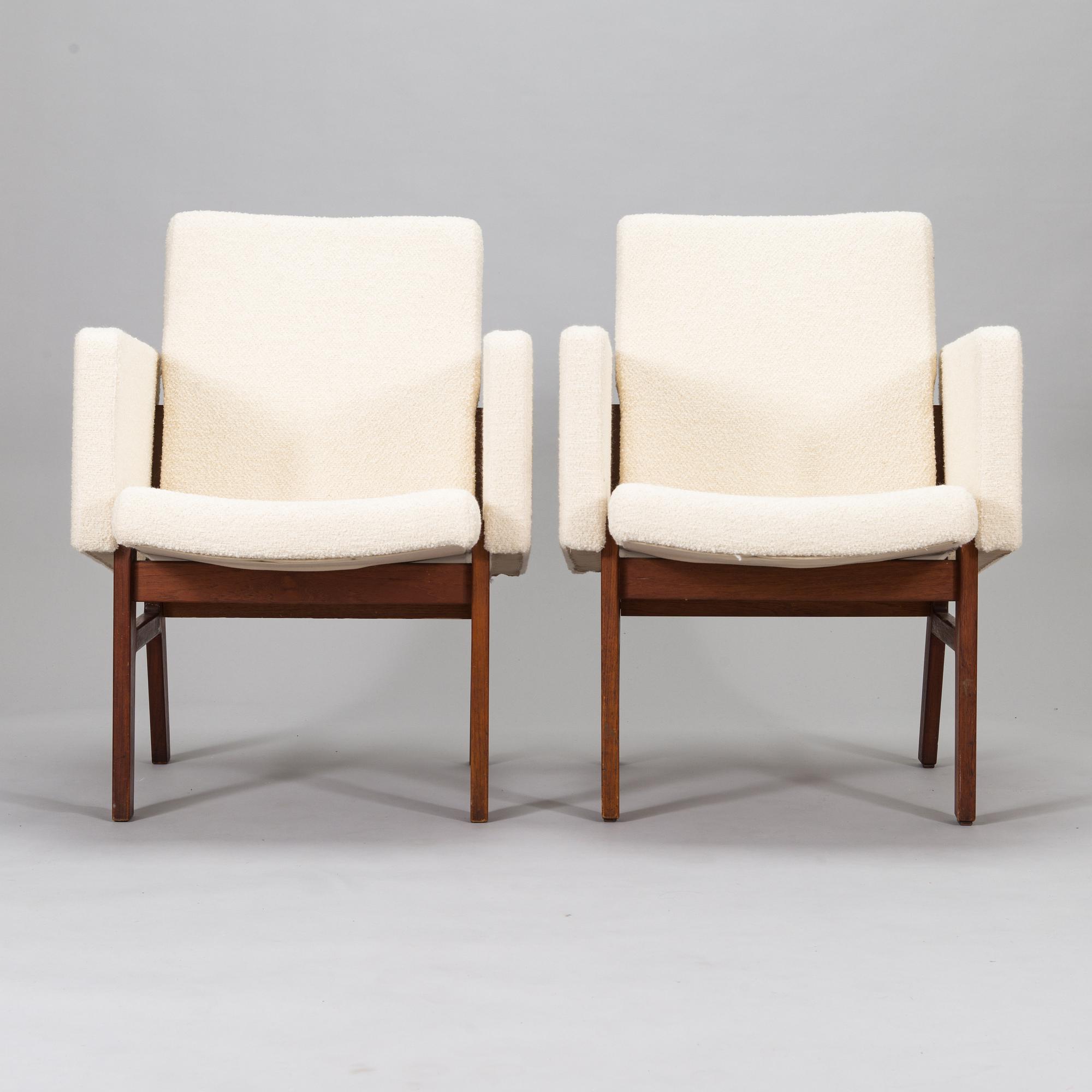 Antti Nurmesniemi, a pair of armchairs. Designed 1959.