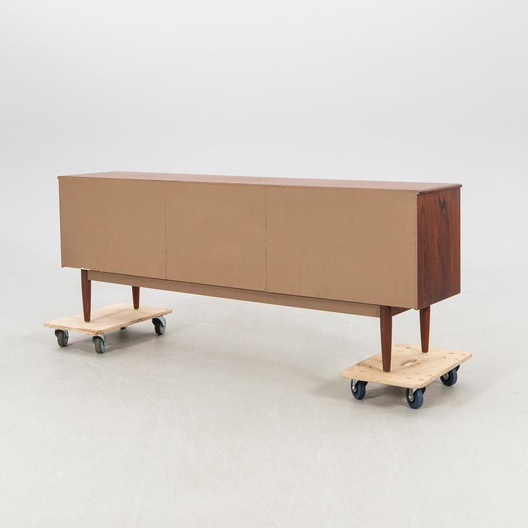 Nils Jonsson sideboard "Cortina" Troeds Möbelfabrik, Bjärnum 1900-talets senare del.