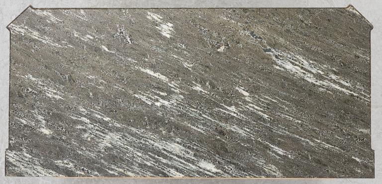 Byrå, gustaviansk stil, 1900-talets andra hälft.